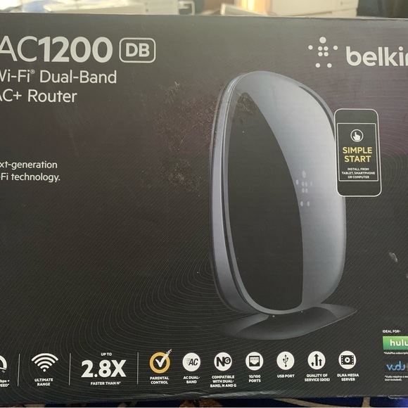 belkin Other - NEW in box Belkin AC1200 DB wifi dual band AC+router
